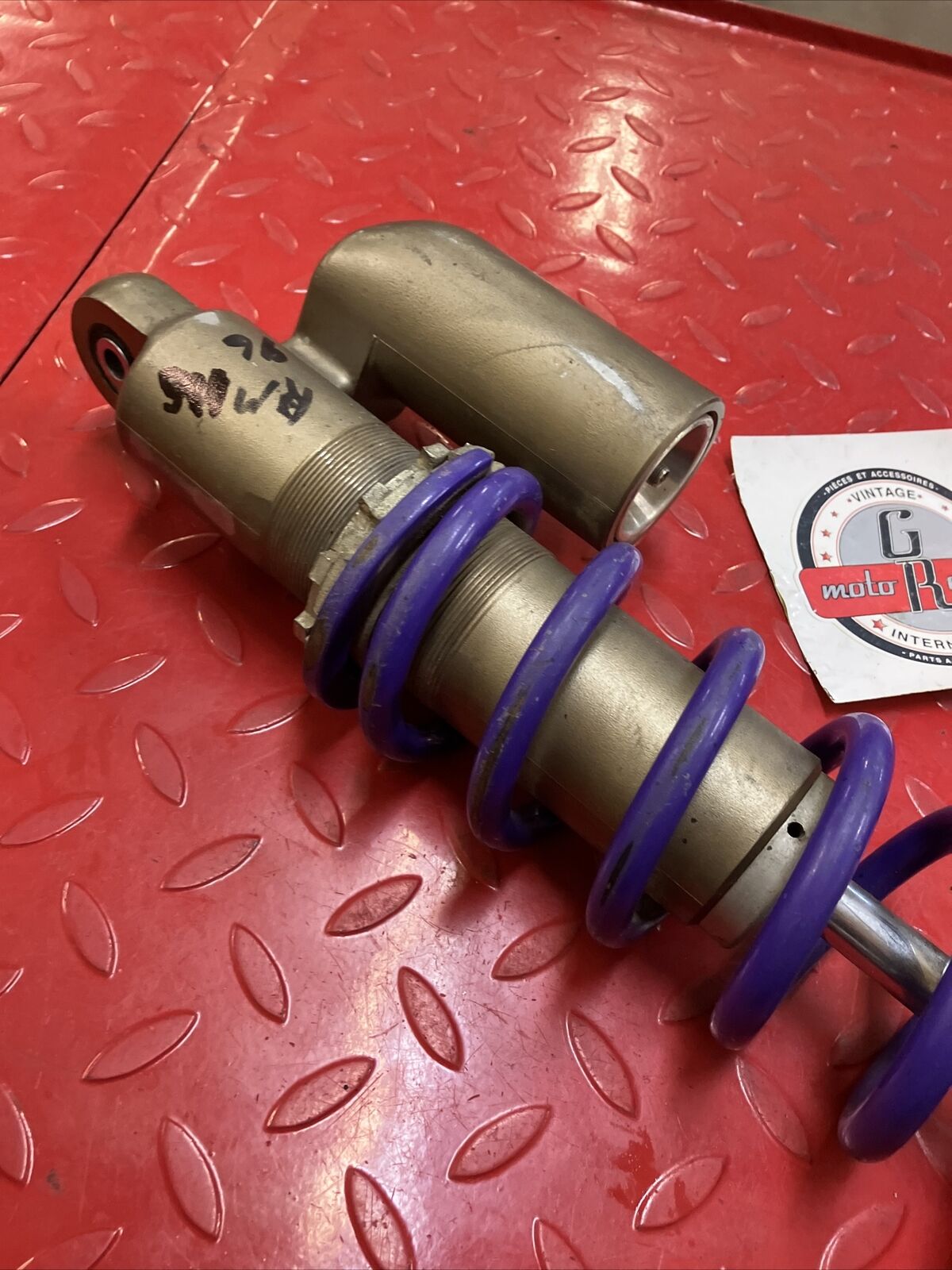 Suzuki RM125 1996 rear shock absorber damper cushion SH1