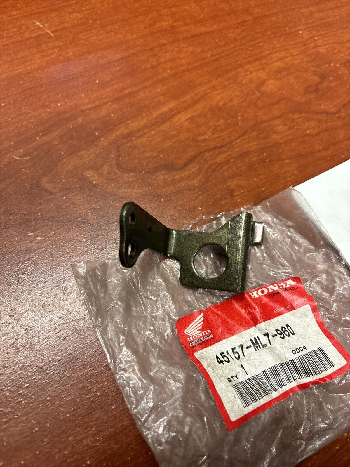 NOS Honda 1990 - 1989 VFR750F BRAKE HOSE STAY B 45157-ML7-960 H161