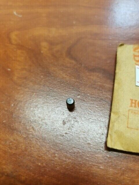 NOS Honda C90 CL90 CT90 S90 S600 S800 KNOCK DOWEL PIN 4X6,5 94302-04065 H90