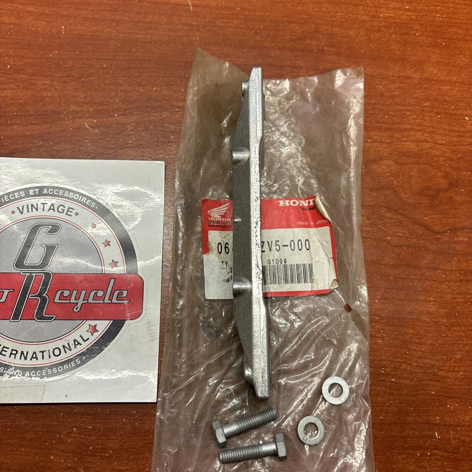 NOS Honda OUTBOARD ANODE METAL KIT 06411-ZV5-000 SUB 06411-ZV5-010 H149