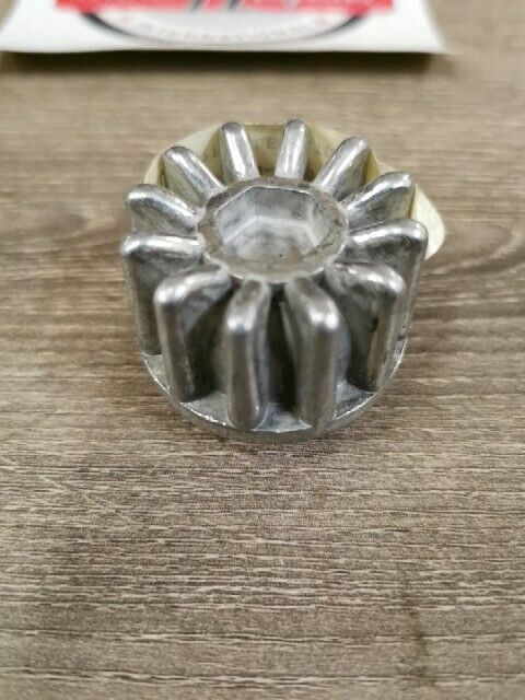 NOS HONDA CB750 VALVE COVER NUT BOLT CAP TAPPET FINNED 12361-028-000 H82