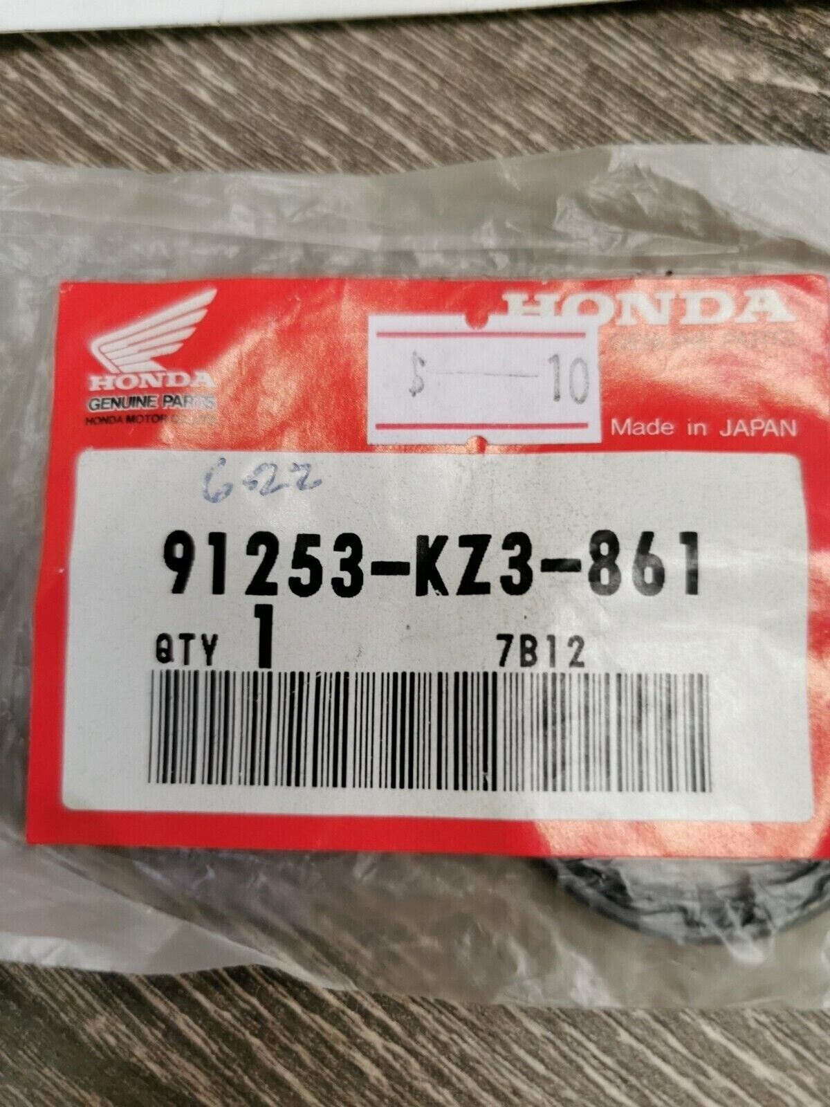 NOS HONDA DUST SEAL 91253-KZ3-861  H53
