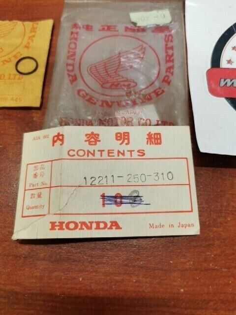 NEW NOS Honda CB250 CB400 CB450 CB750 VALVE GUIDE CLIP 12211-250-310 H93