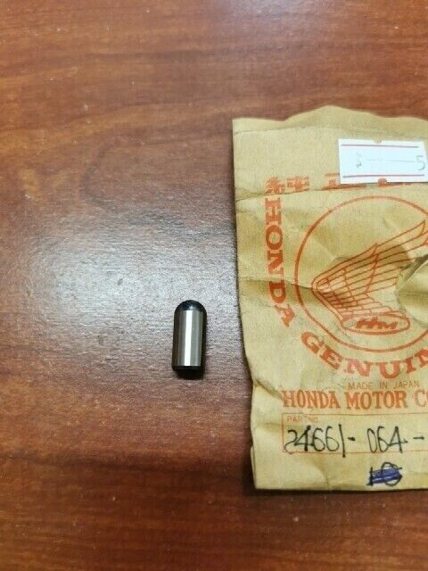 NOS Honda PS50 QA50K GEARSHIFT ARM STOPPER 24661-064-000 H99