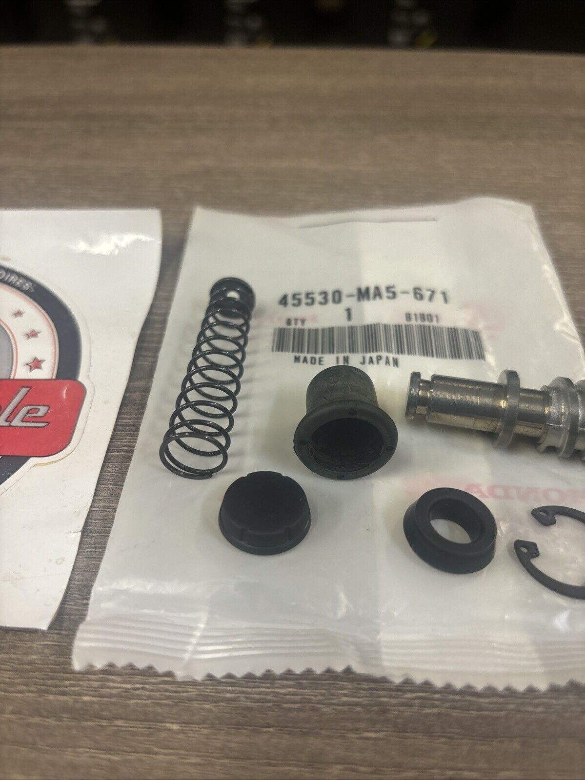 NOS Honda CB1100 CB400N CB750 CBR1000F MASTER CYLINDER KIT 45530-MA5-671 H159