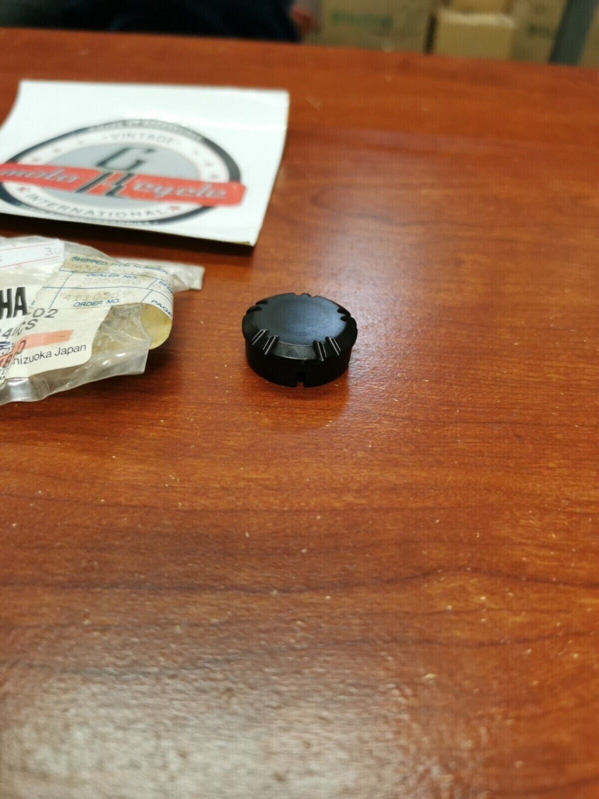 NOS Yamaha FJ600 XJ900 BOLT CAP 31A-23469-02-00 Y93