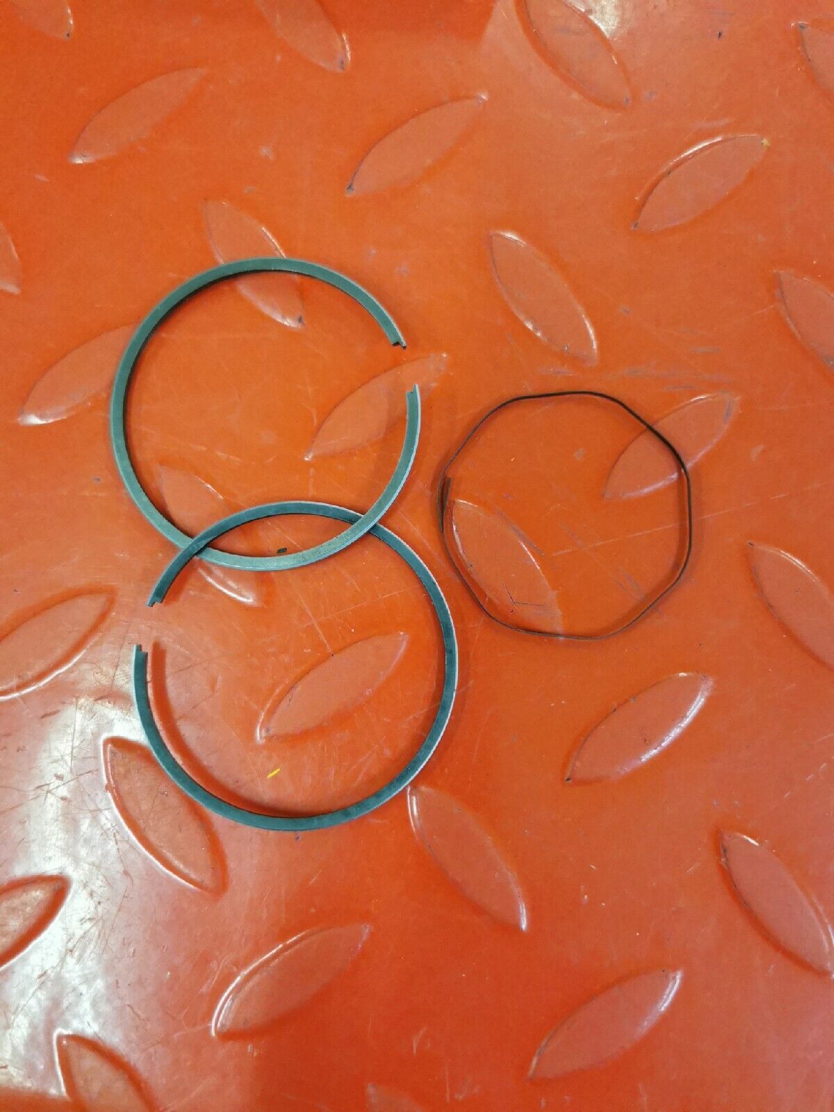 NOS SUZUKI PISTON RING SET 12140-12012 S11