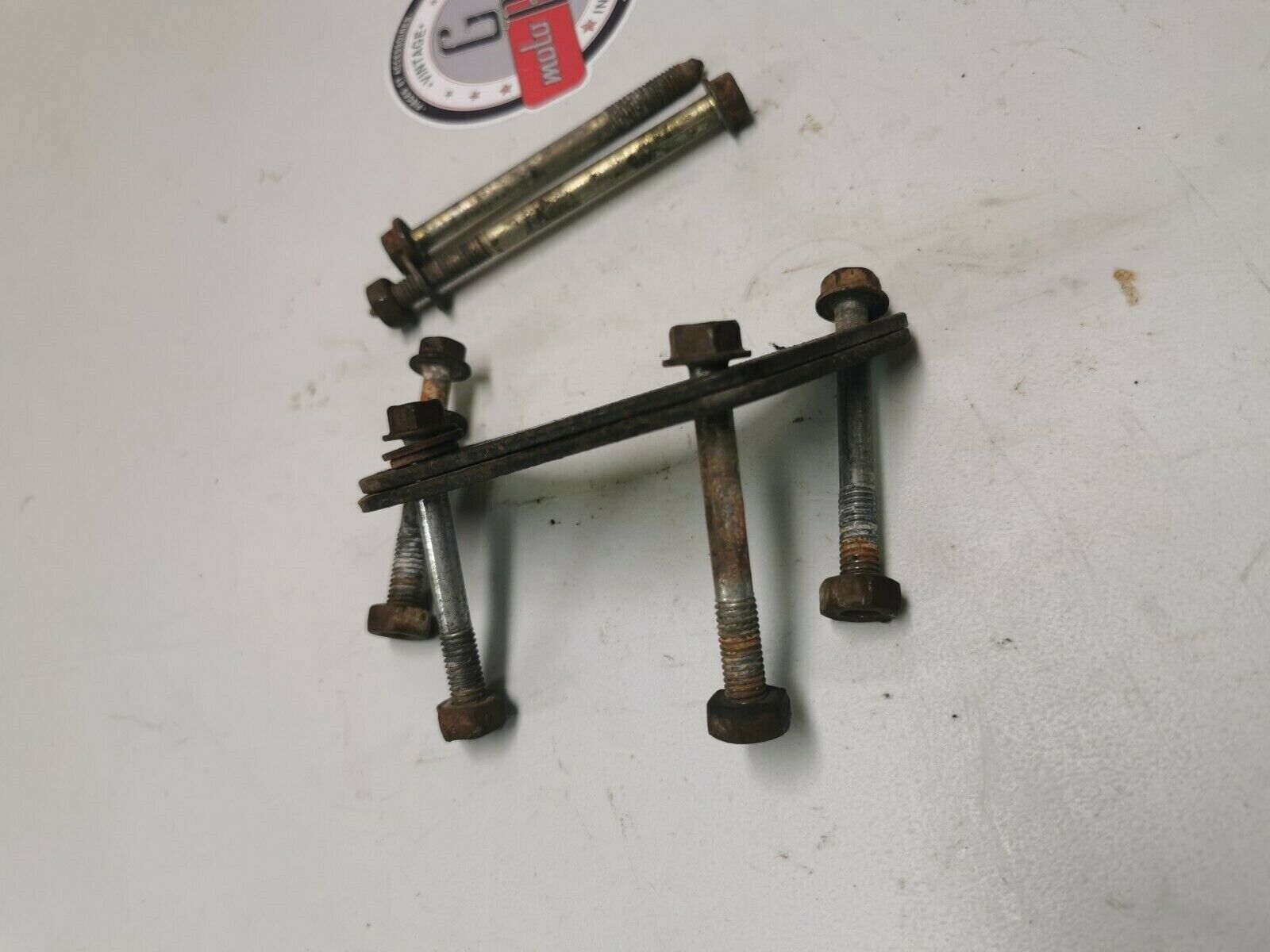 Honda XL100S 1981 engine motor mount munting bolt plate bracket hardware