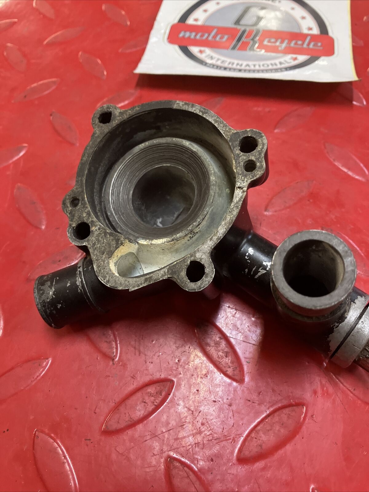Kawasaki KX125 1983 waterpump water pump cover housing 1982 1984