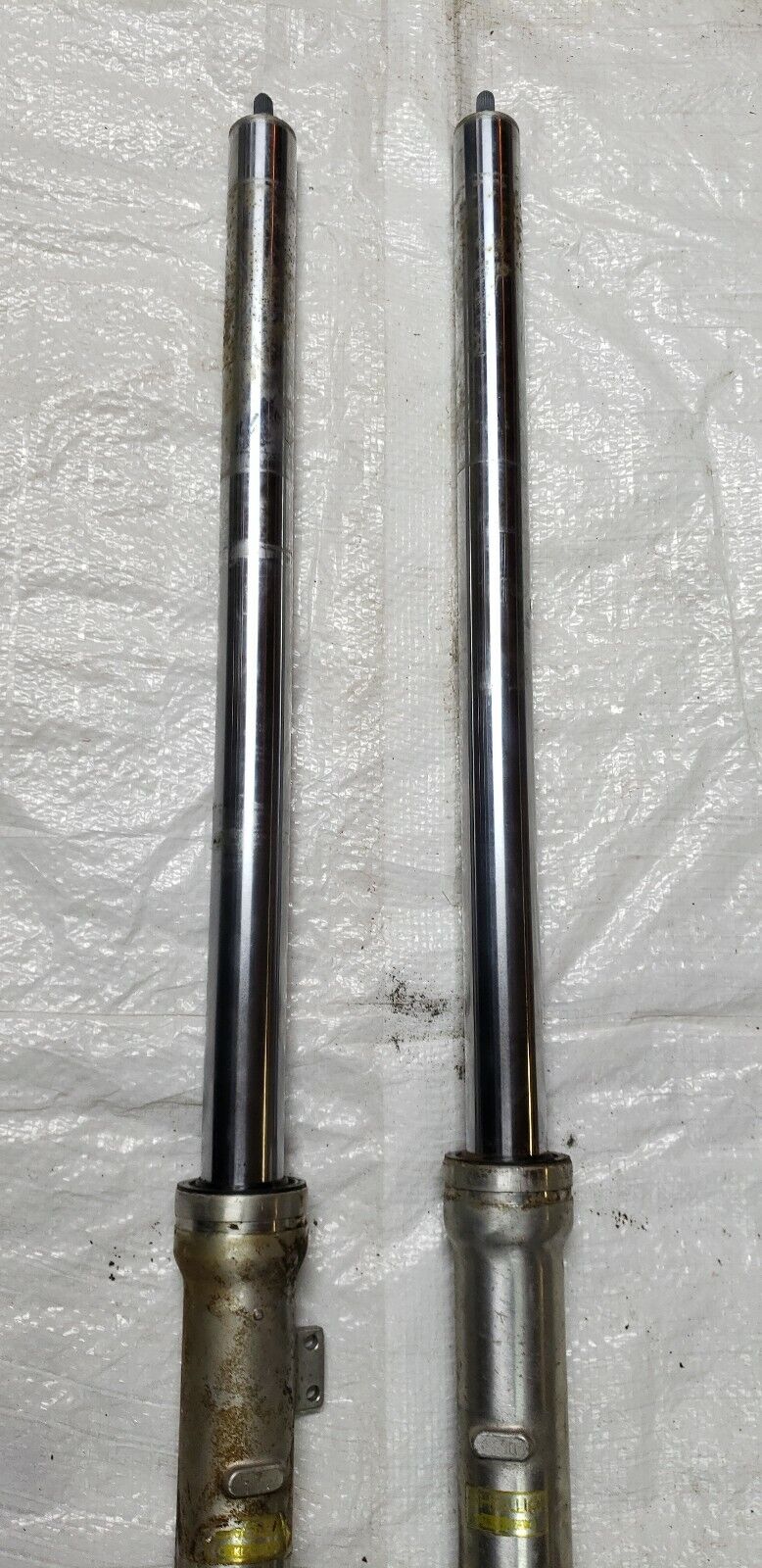 Honda XL250R 1984 front fork shock absorber XL 250R SHOWA 51400-KL4-671