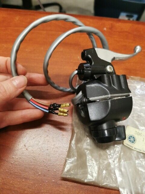 NOS Yamaha TX650 XS2 HANDLE SWITCH 306-83975-00-00 Y133