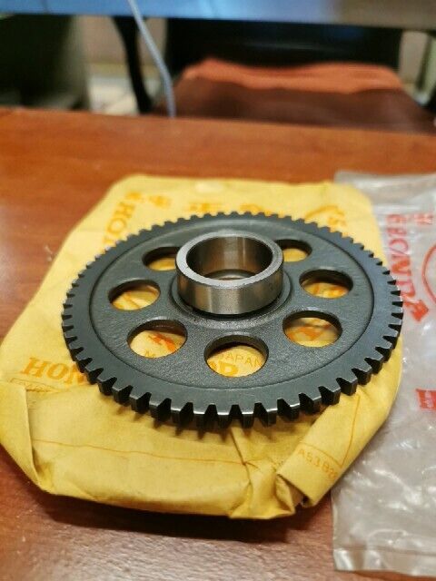 NOS Honda CB350F CB400F STARTER DRIVEN GEAR 28111-333-310 H98