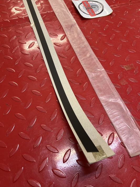 NOS Yamaha SS440 1980 1981 DECAL STRIPE 3 8K4-77283-00-00 Y36