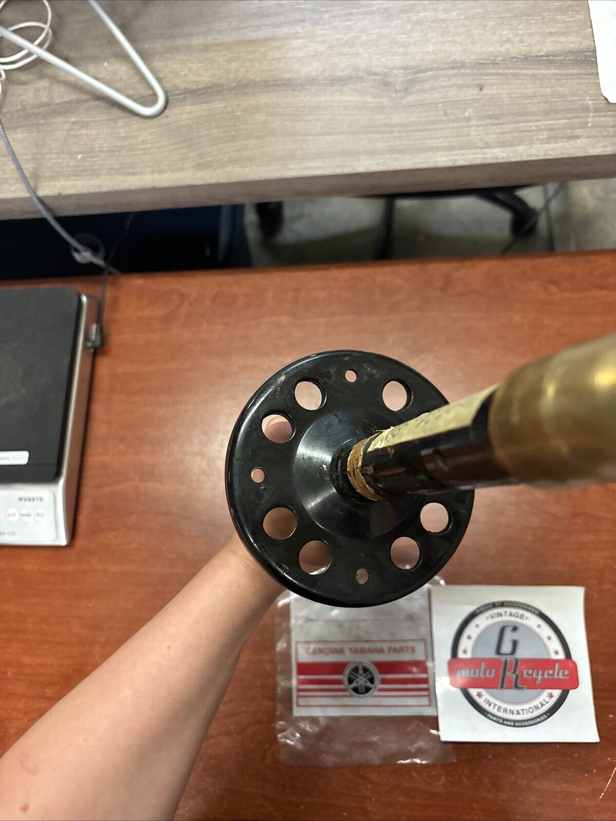 NOS Yamaha GP246F GP292F GS300 SM292 REAR AXLE 853-47520-01-00 Y183