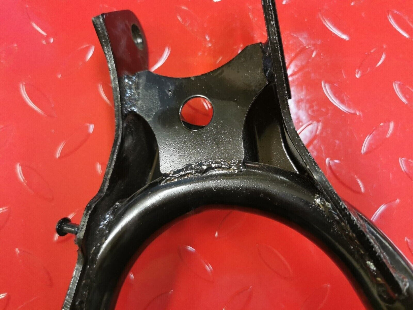 NOS YAMAHA FJ1100 FJ1200  STAND MAIN 36Y-27111-01-33  Y12                      .