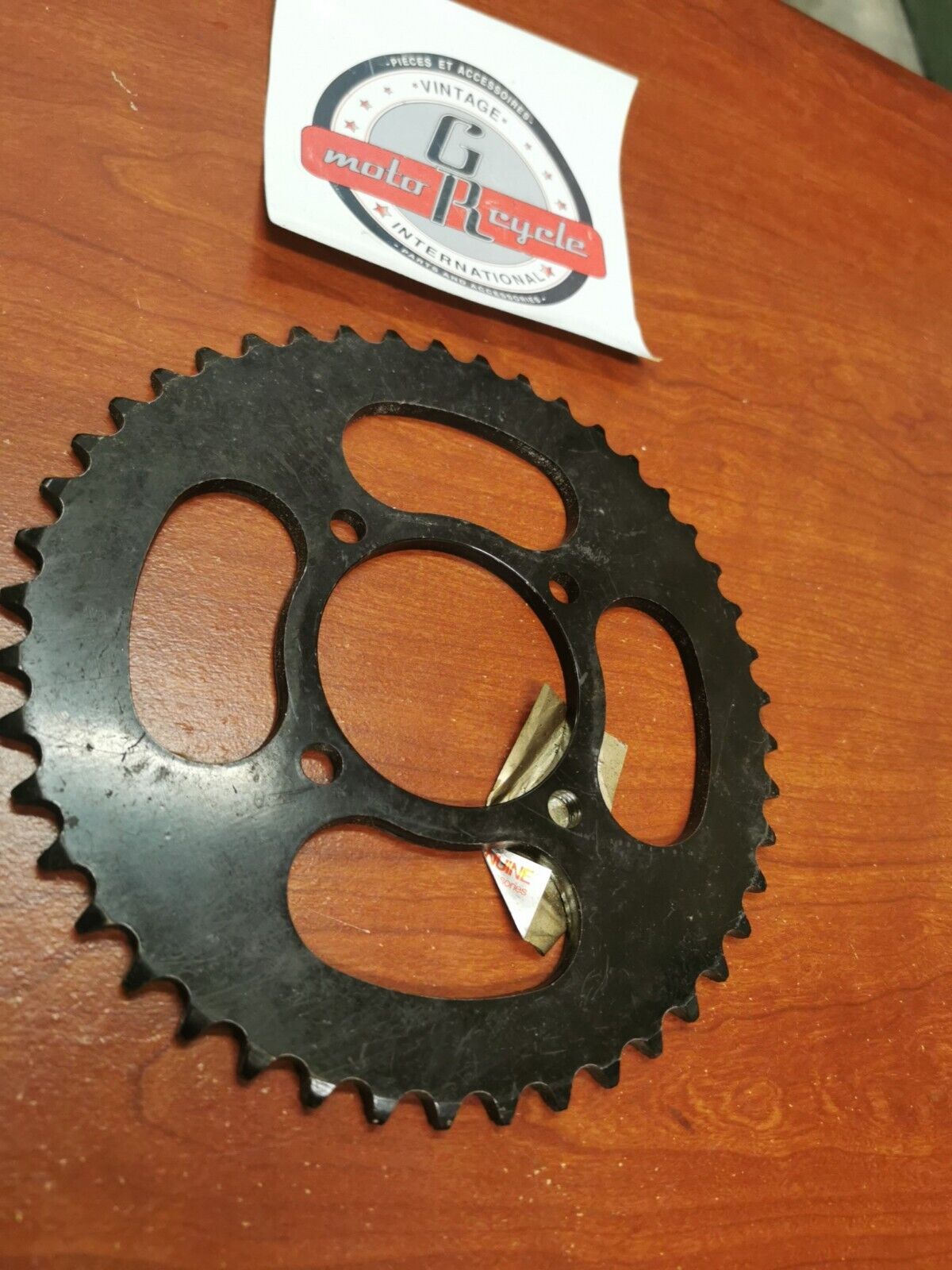 NOS Yamaha REAR DRIVE SPROCKET 45T SUB. 283-25445-10-00 SUB. 283-25445-11-00 Y89