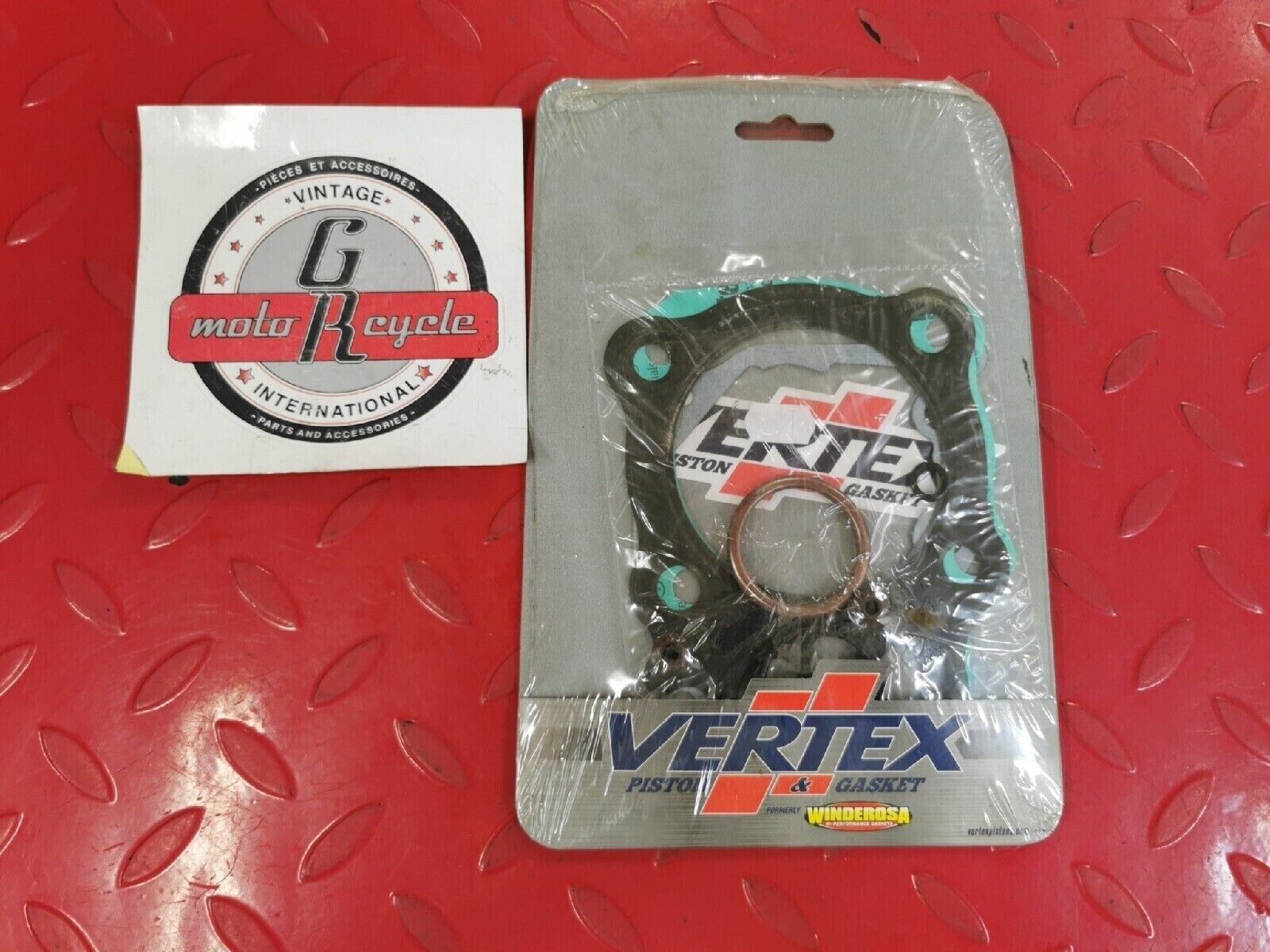 NOS VERTEX HONDA TRX300  TRX350 2000 - 2006 TOP END GASKET KIT  810867 J14