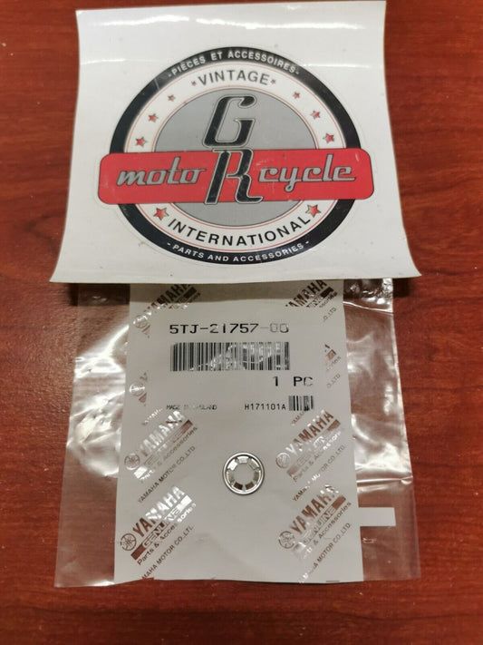 NOS Yamaha WR450 WR250 YZ450 YZ250 FX10 PZ50 WASHER 5TJ-21757-00-00 Y84