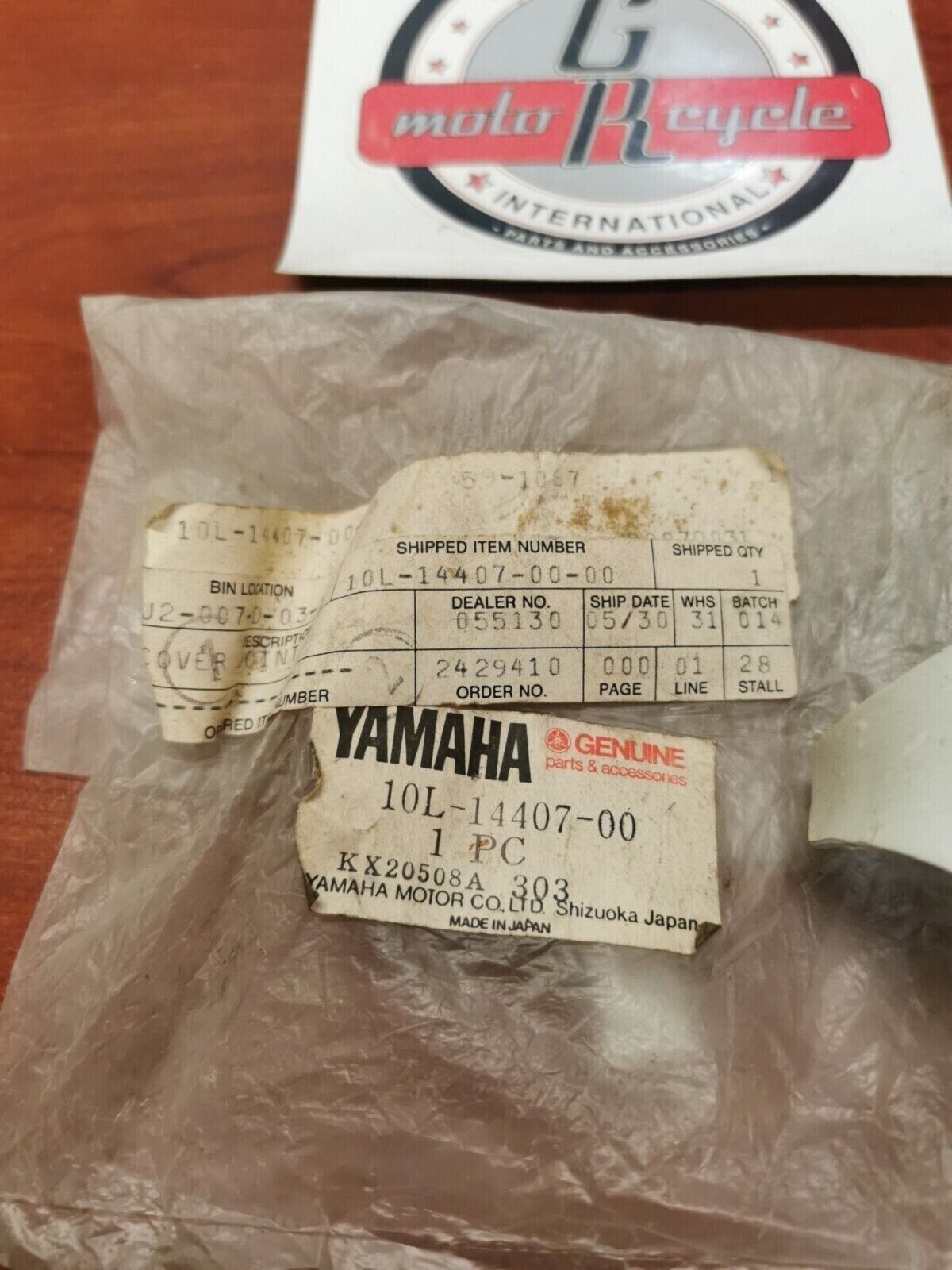 NOS Yamaha XV1100 XV1000 XV920 XV750 XV700 JOINT COVER 10L-14407-00-00 Y87