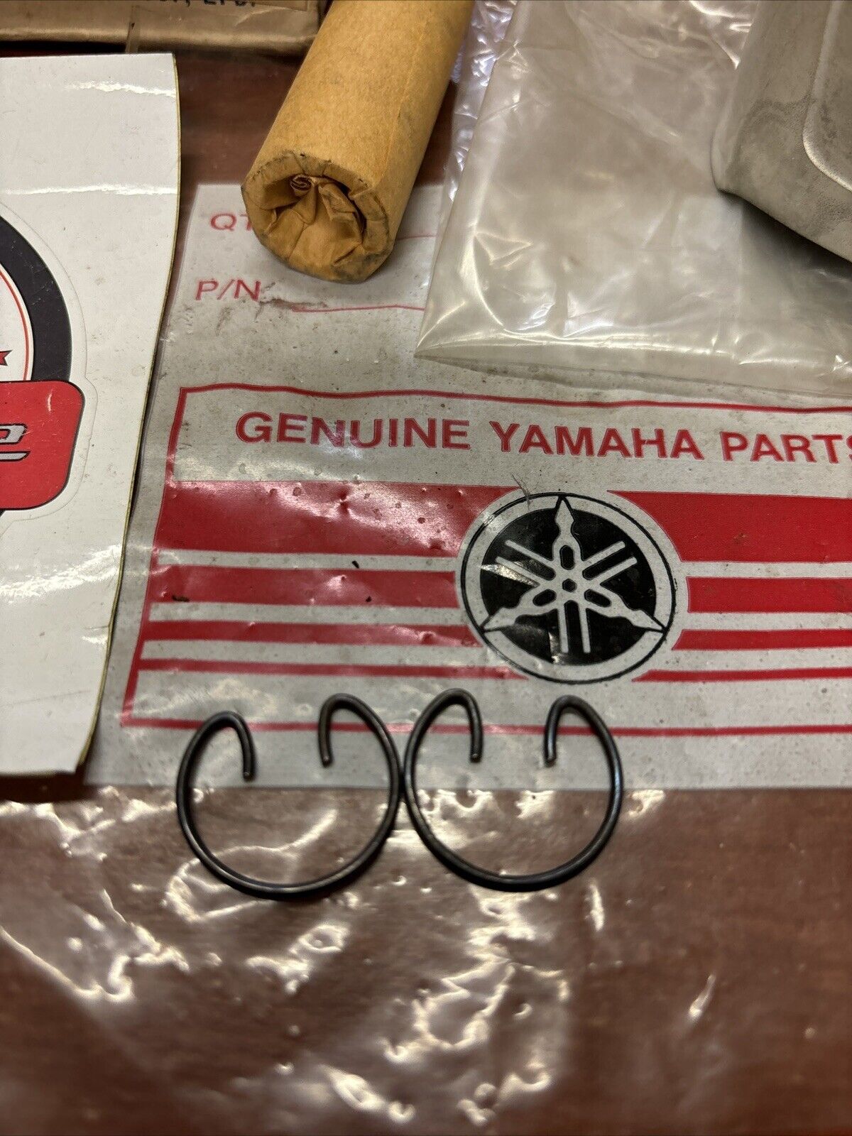 NOS Yamaha XS1 XS2 PISTON KIT STD 0.96 256-11631-02-96 SUB 256-11631-01-9 Y176