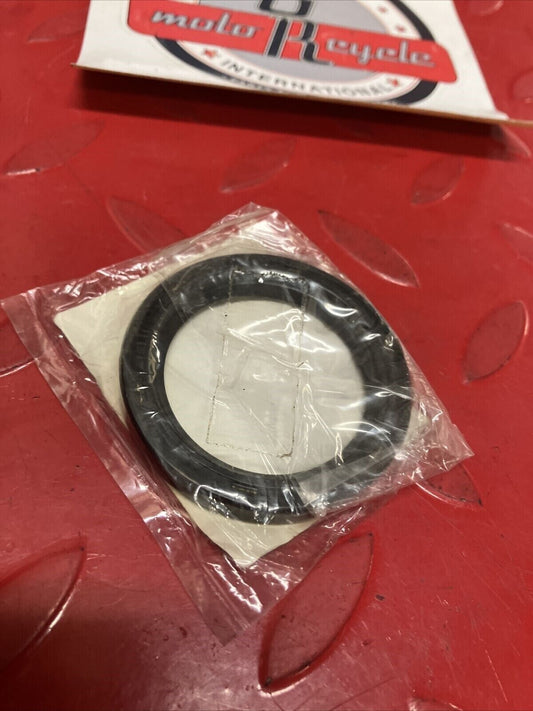 NOS KAWASAKI OIL SEAL SC40X 92049-0013 K14