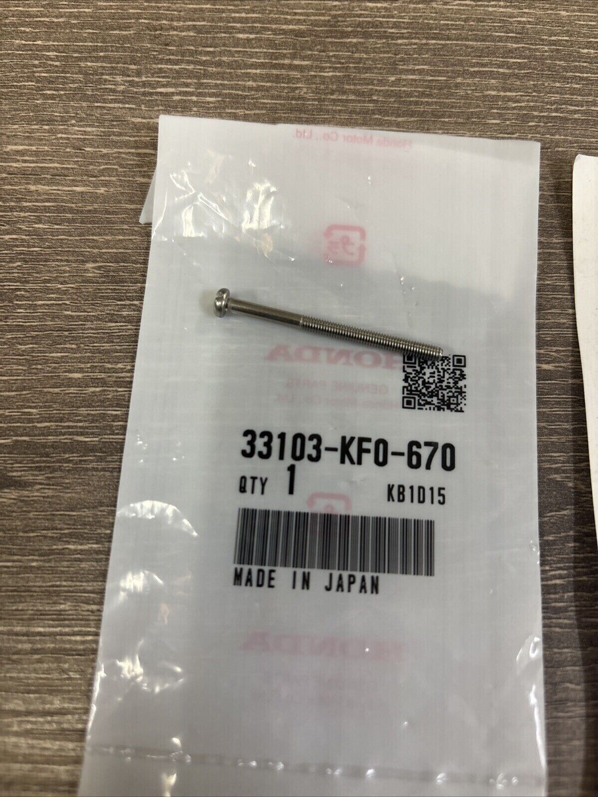NOS Honda BEAM ADJUSTING SCREW 33103-KF0-670 H117