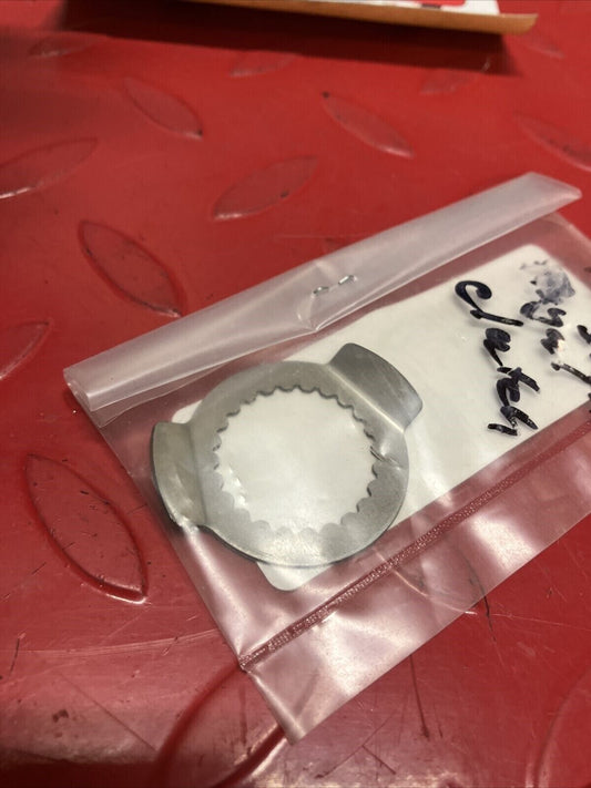 NOS YAMAHA CLUTCH LOCK WASHER 90215-25218-00 Y61