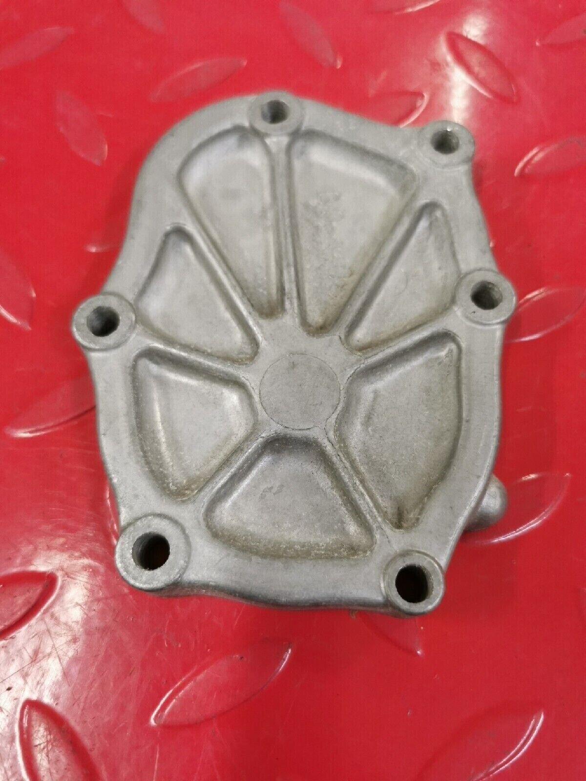 NOS YAMAHA XS650 1977  STARTER GEAR COVER 306-15431-00-00  Y50