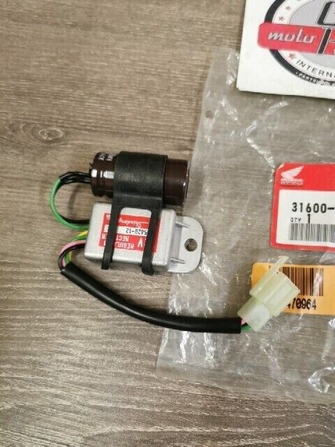 NEWNOS HONDA XR200R XR250R XR400R Voltage Rectifier Regulator 31600-KA2-752 H109