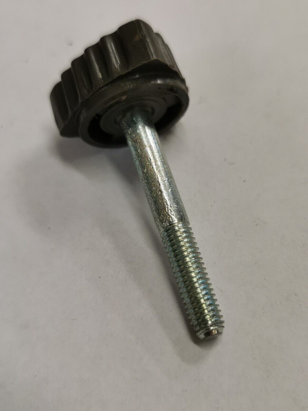 NOS PUCH BOMBARDIER MAXI SIDE COVER KNOB SCREW 773-490-160  P3