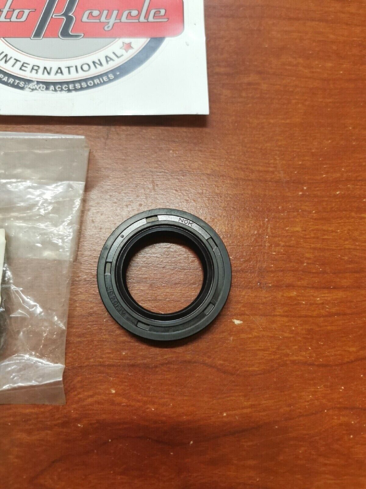 NOS Kawasaki KLF300 KLF220 KLF250 OIL SEAL 92049-1231 K27