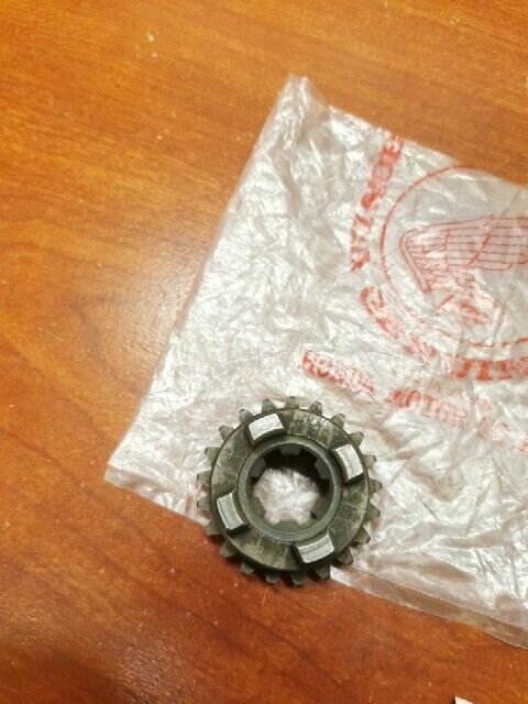 NOS Honda C50 M C65 M Z50M TOP GEAR 23471-041-000 H75