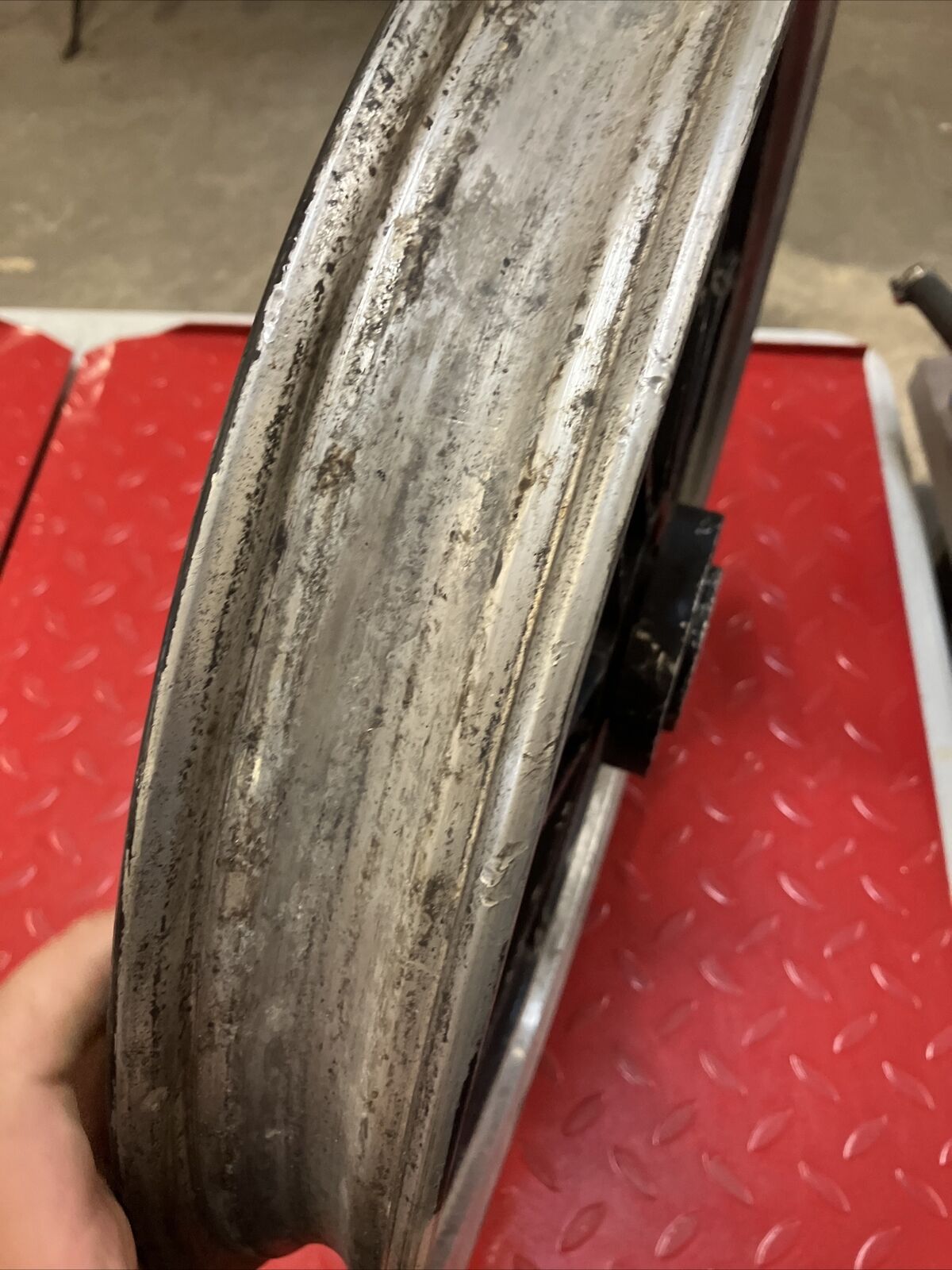 Yamaha RD400 1977 Front wheel 1976