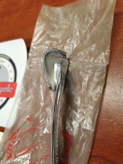NOS Honda CL90 S65 S90 SS50 ST90 GEARSHIFT PEDAL LEVER ARM SUB 24700-111-970 H75