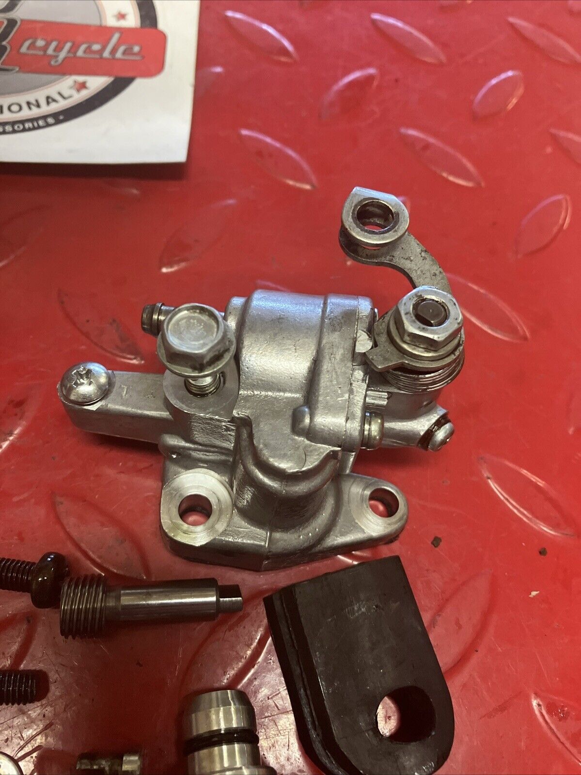 Honda MT125 1975 Complete oil pump assembly hose drive gear shaft 1974 1976
