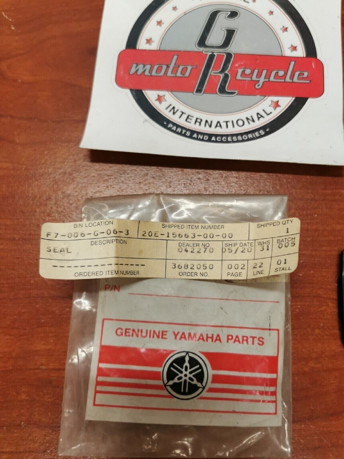 NOS Yamaha YFM350 YFM450 STARTER COVER 20E-15663-00-00 SUB. 21V-15779-00-00 Y72