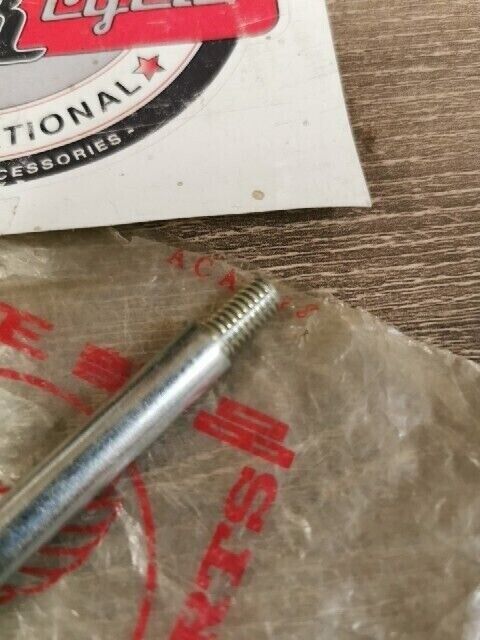 NOS HONDA C100 C102 C240 C50 1969 PIN SEAT HINGE 90101-001-010  H77