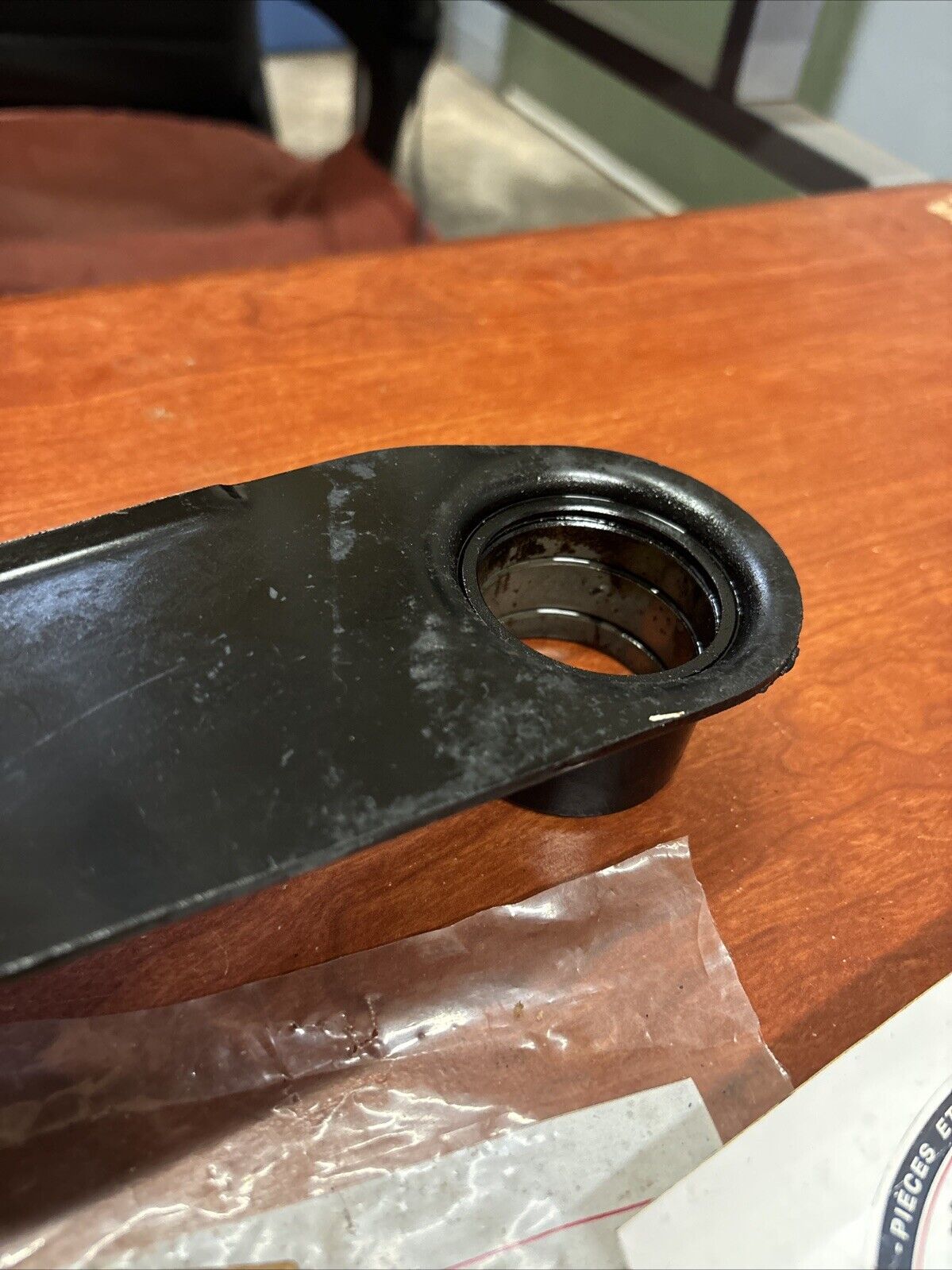 NOS Yamaha GP246F GP292F GS300 SM292 REAR ARM PIVOT 853-47361-00-00 Y184