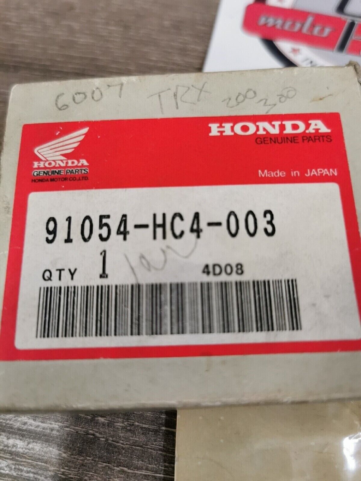NOS HONDA TRX300 TRX200 1988 - 2000  BEARING  91054-HC4-003  H41