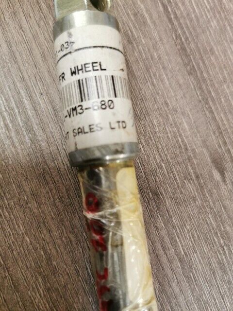 NOS HONDA ATC200M 1985 AXLE FRONT WHEEL 44301-958-010 H88