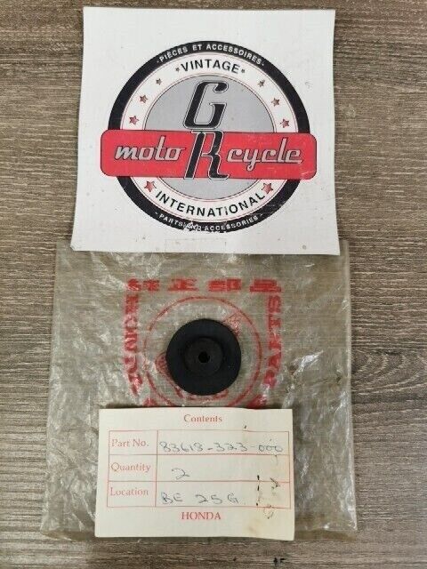 NEW NOS HONDA C50 C50L 1982 - 1996 RUBBER BATTERY BOX 83618-323-000 H79