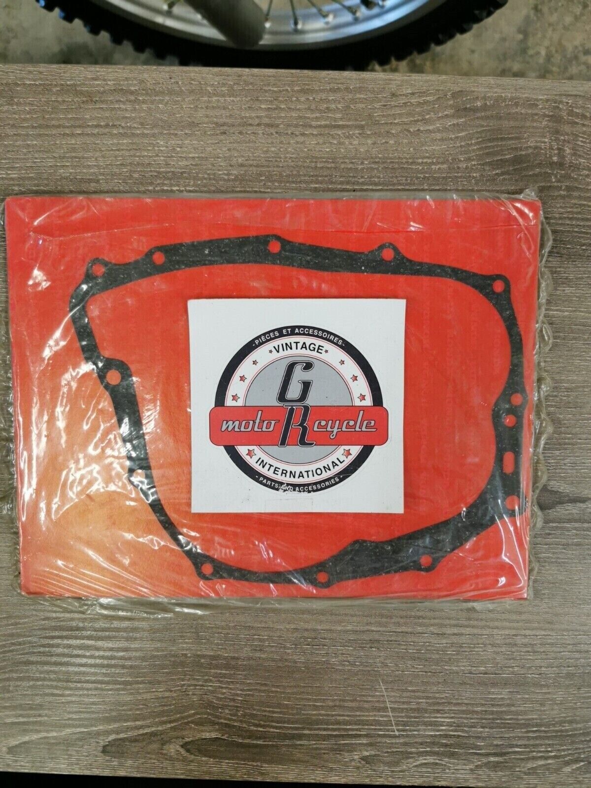 NOS HONDA ATC200S XR200 GASKET  R  CRANKCASE COVER 11393-437-010 H61