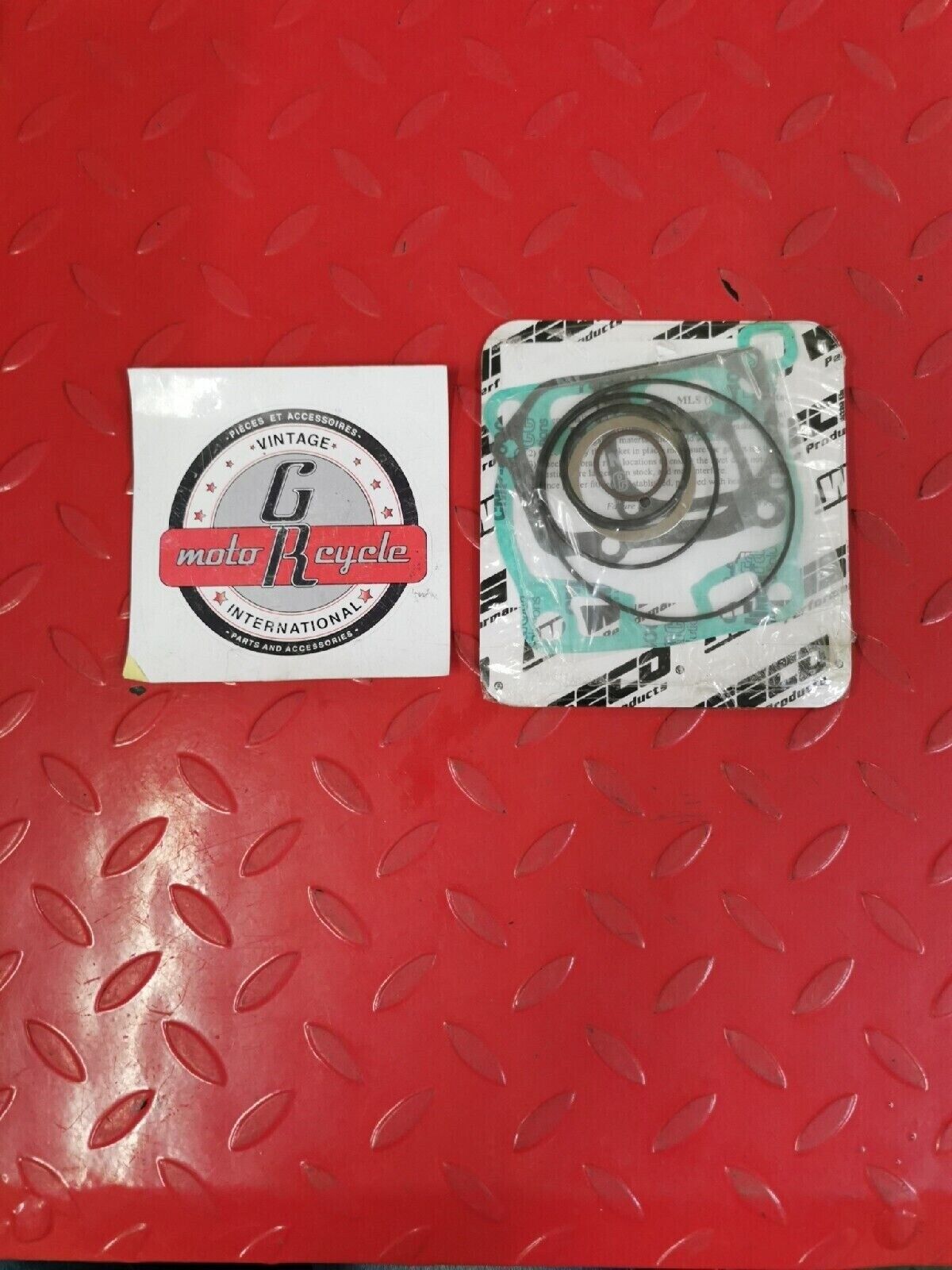 NOS WISECO SUZUKI RM125 1991 - 1996  Top End Gasket Kit W6384 J14
