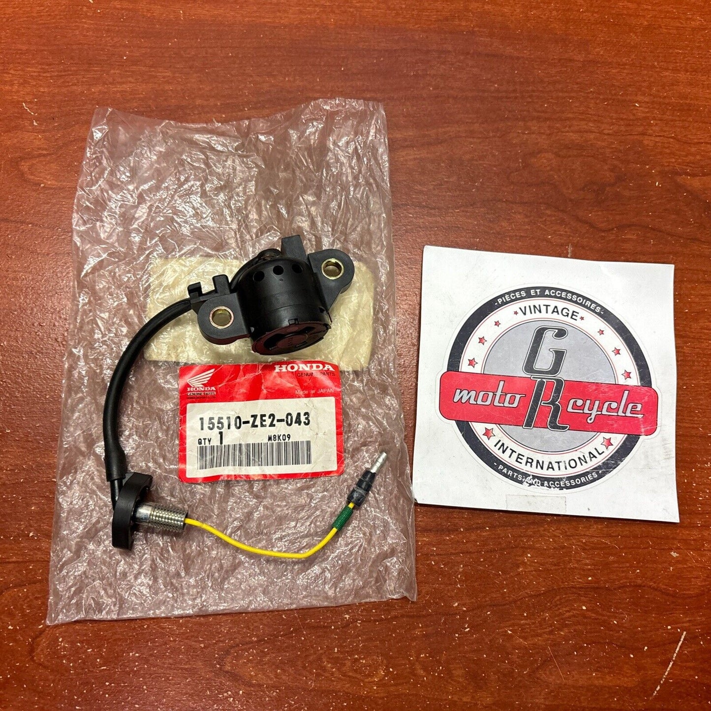 NOS Honda GX160 GX240 OIL LEVEL SWITCH 15510-ZE2-043 SUB 15510-ZE2-053 H153