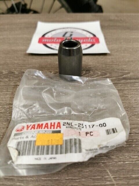 NOS YAMAHA YFM350ERD YFM250A YFP35OU SPACER BEARING 2NL-25117-00-00 Y113