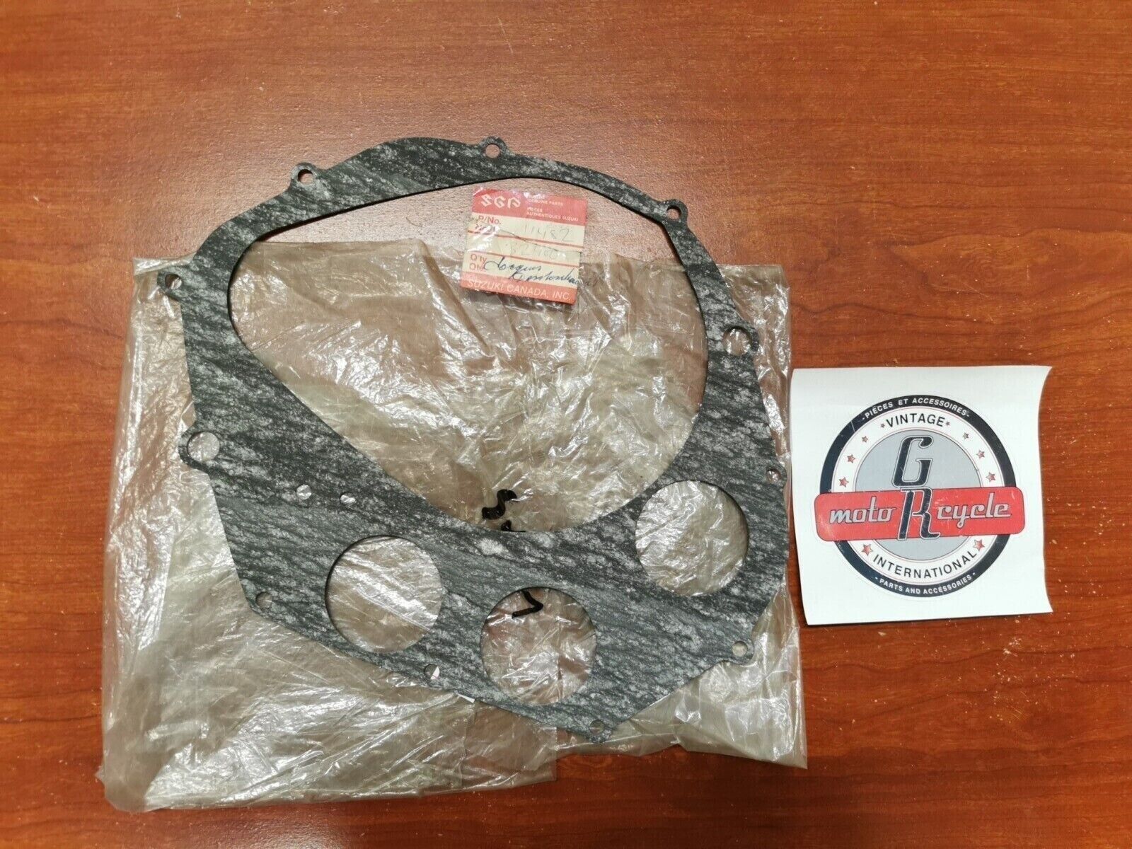 NOS SUZUKI DR370 DR400 CLUTCH COVER GASKET 11482-32400 SUB. 11482-32400-H17 S31