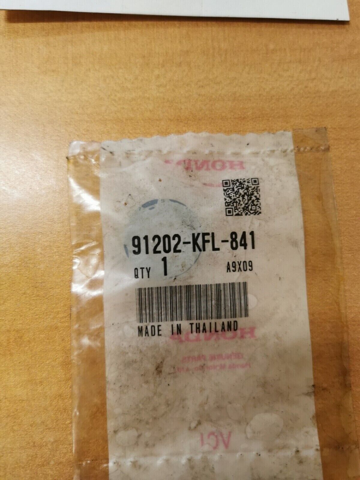 NOS Honda CB750 GL1000 CT70 CB500 CB550 Z50 CA160 OIL SEAL 91202-KFL-841 H26