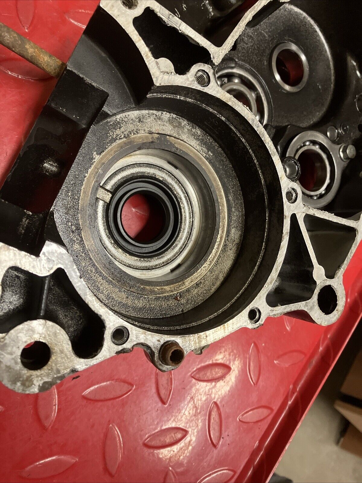 Kawasaki KDX200 1986 crankcase set left right crank case 1987