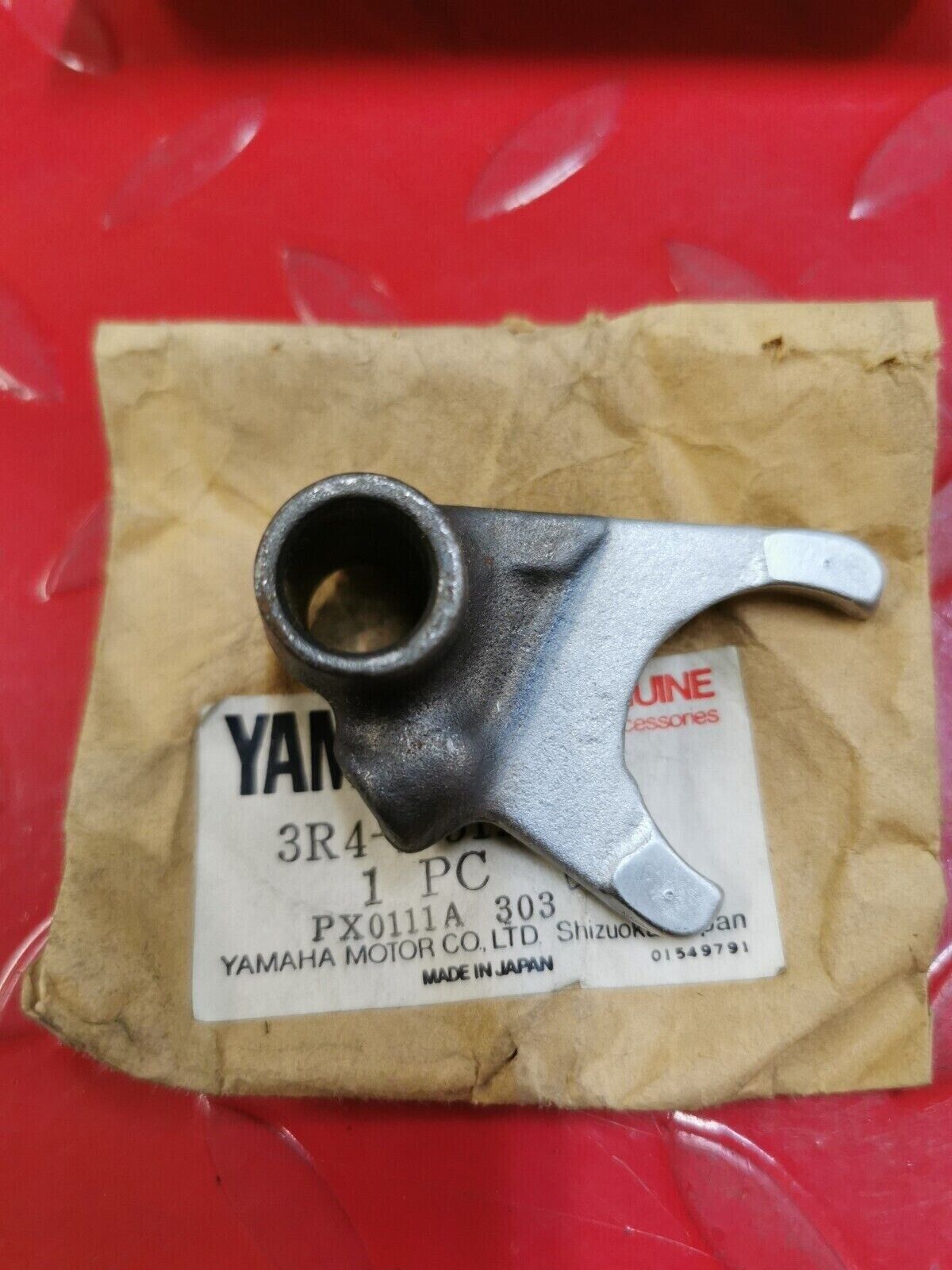 NOS Yamaha YTZ250 IT250 YZ250  FORK SHIFT 2 3R4-18512-01-00 Y22