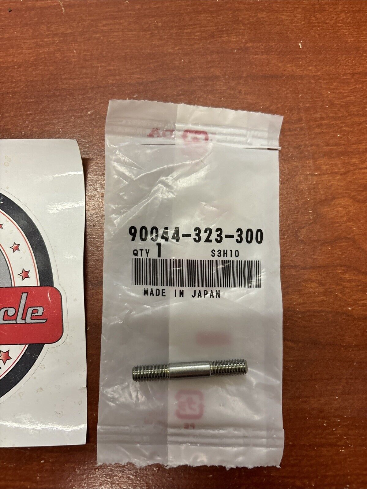 NOS Honda CB500 CB550 STUD BOLT 6X40 90044-323-300 H135